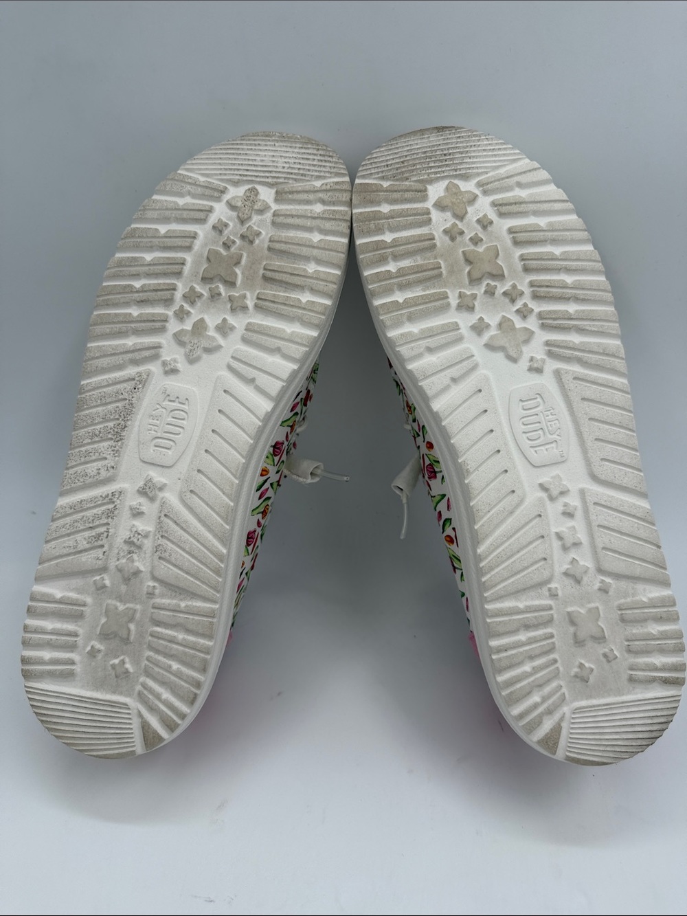 HEYDUDE Women's Size 11.0 Wendy Tulip Bouquet Slip-On Loafer - Picture 15 of 16